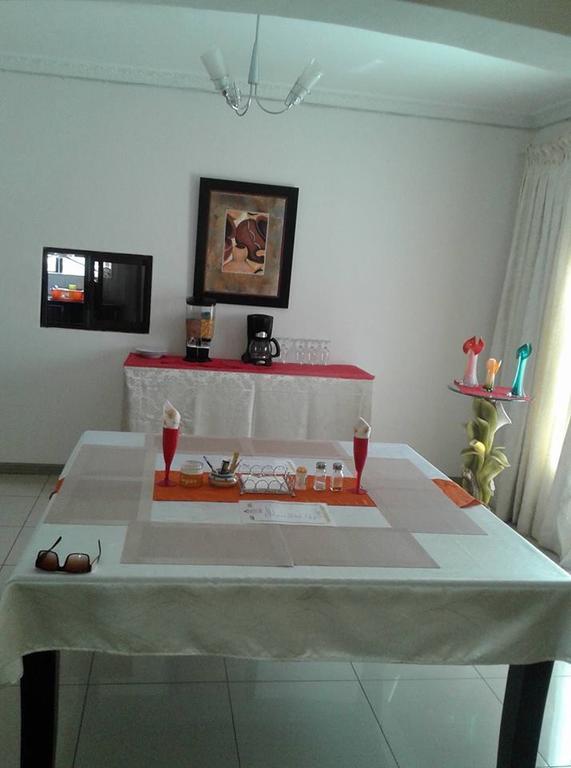 Upper Room Guest House Francistown Exterior foto